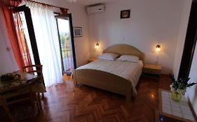 Apartments And Rooms Jelka